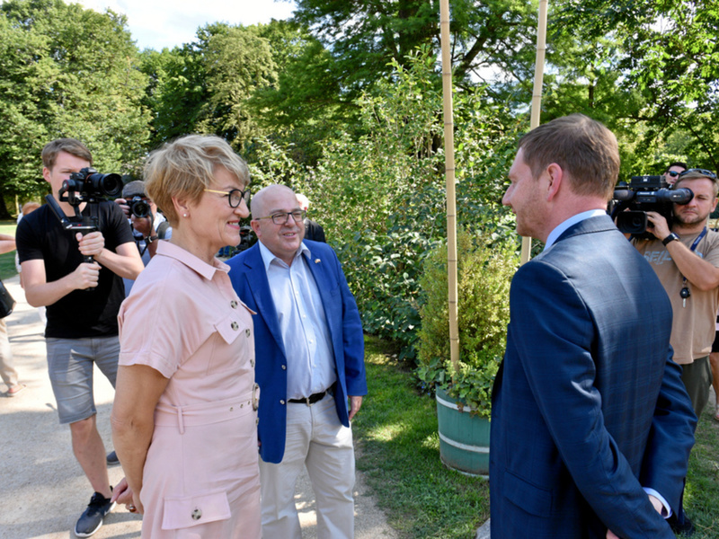 Marszałek Elżbieta Anna Polak z premierem Saksonii Michael Kretschmerem