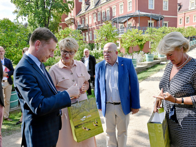 Marszałek Elżbieta Anna Polak z premierem Saksonii Michael Kretschmerem i i prof. Moniką Grütters - Federalnym Ministrem Stanu