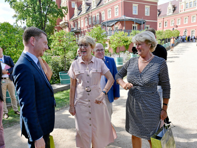 Marszałek Elżbieta Anna Polak z premierem Saksonii Michael Kretschmerem i i prof. Moniką Grütters - Federalnym Ministerem Stanu