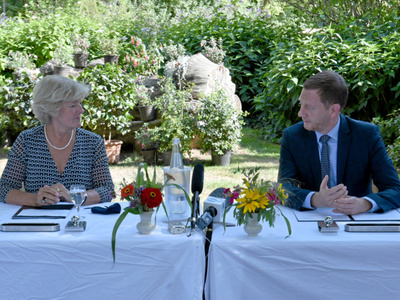 premier Saksonii Michael Kretschmer i i prof. Monika Grütters - Federalny Minister Stanu