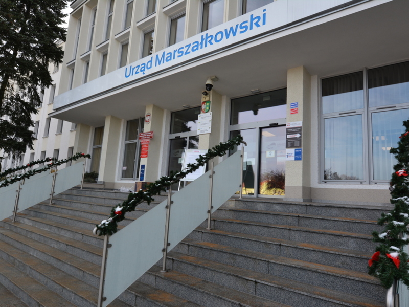 Świąteczny urząd