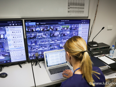Centrum monitoringu w szpitalu tymczasowym