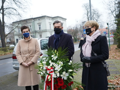 Uroczystości w hołdzie ofiarom i bohaterom stanu wojennego