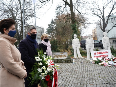 Uroczystości w hołdzie ofiarom i bohaterom stanu wojennego