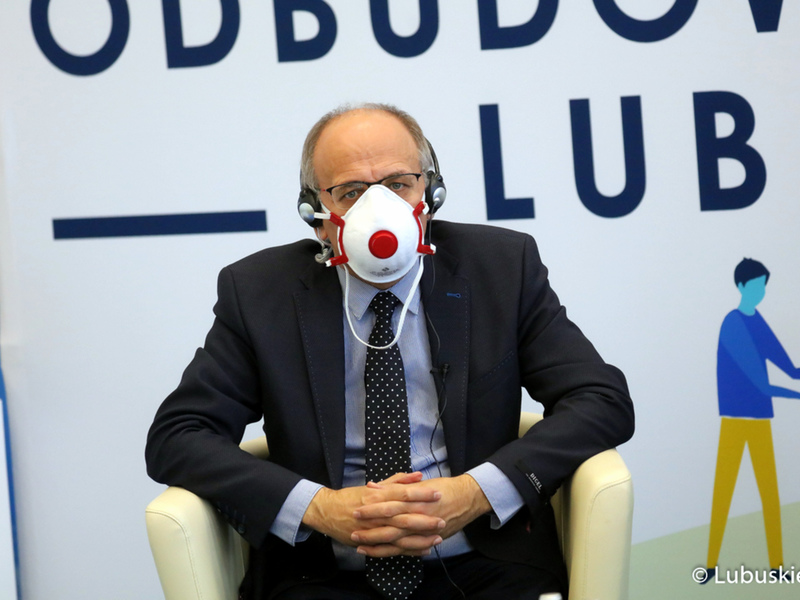 W czwartek, 25 lutego br. odbyła się konferencja on-line pt. „Krajowy Plan Odbudowy – Lubuskie”, poświęcona Instrumentowi na Rzecz Odbudowy i Zwiększania Odporności, w ramach którego Polska otrzyma z Unii Europejskiej około 57 mld euro na dotacje i pożyczki.