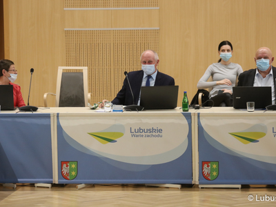 XXXII sesja Sejmiku Województwa Lubuskiego. Na zdjęciu radni wojewódzcy.