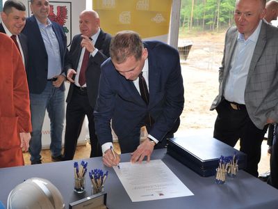 Wmurowanie aktu erekcyjnego pod budowę hali widowisko-sportowej w Gorzowie Wlkp.