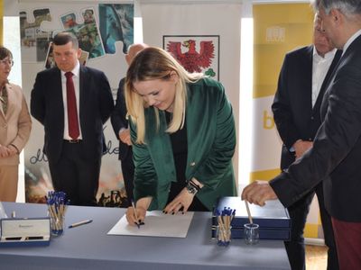Wmurowanie aktu erekcyjnego pod budowę hali widowisko-sportowej w Gorzowie Wlkp.