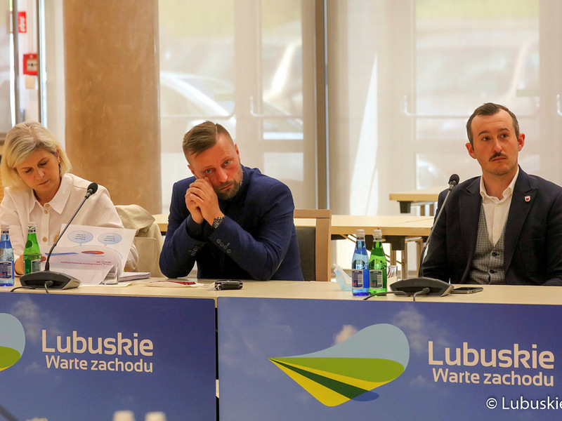 Pierwsze spotkanie z przedstawicielami nowopowstałych Miejskich Obszarów Funkcjonalnych.
