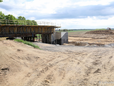 Budowa mostu na Odrze w Milsku. Inwestycja warta ok. 80 mln zł ma być gotowa w połowie 2022 r. 