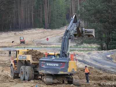 Budowa mostu na Odrze w Milsku. Inwestycja warta ok. 80 mln zł ma być gotowa w połowie 2022 r. 