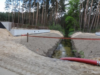Budowa mostu na Odrze w Milsku. Inwestycja warta ok. 80 mln zł ma być gotowa w połowie 2022 r. 