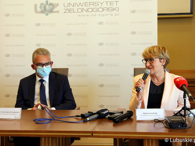 Konferencja prasowa z okazji 20-lecia Uniwersytetu Zielonogórskiego, z udziałem Marszałek Województwa Lubuskiego, Elżbiety Anny Polak.