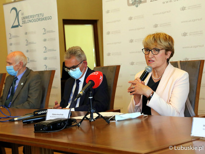 Konferencja prasowa z okazji 20-lecia Uniwersytetu Zielonogórskiego, z udziałem Marszałek Województwa Lubuskiego, Elżbiety Anny Polak.