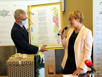 Konferencja prasowa z okazji 20-lecia Uniwersytetu Zielonogórskiego, z udziałem Marszałek Województwa Lubuskiego, Elżbiety Anny Polak.
