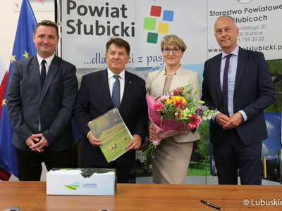 500 tys. zł dla szpitala w Słubicach - podpisanie umowy