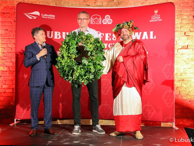 W piwnicy winiarskiej Ernesta Mühle w Parku Sowińskiego w Zielonej Górze oficjalnie otwarto Lubuski Festiwal Piwnic i Winnic. 