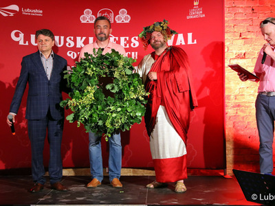 W piwnicy winiarskiej Ernesta Mühle w Parku Sowińskiego w Zielonej Górze oficjalnie otwarto Lubuski Festiwal Piwnic i Winnic. 