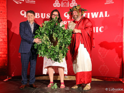 W piwnicy winiarskiej Ernesta Mühle w Parku Sowińskiego w Zielonej Górze oficjalnie otwarto Lubuski Festiwal Piwnic i Winnic. 