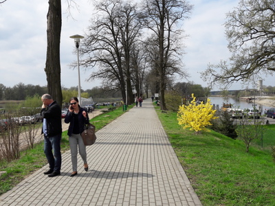 Cigacice - promenada. Miejsce spacerów oraz weekendowych imprez. Fot. Adam Fularz