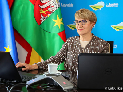 Marszałek Elżbieta Anna Polak podczas lipcowej, XXXIV Sesji Sejmiku Województwa Lubuskiego 
