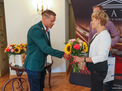 Wręczanie okolicznych podziękowań