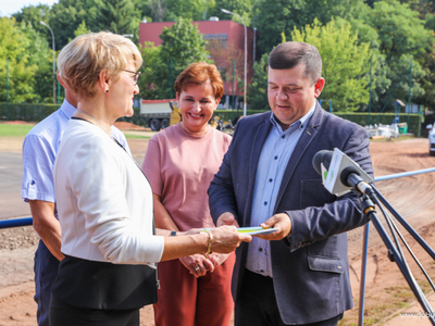 Przekazanie umowy
