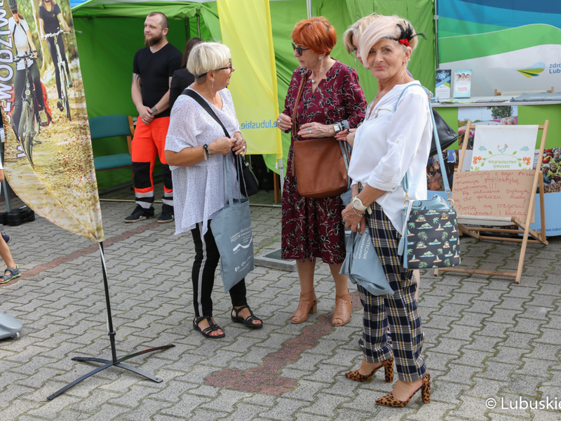 W sobotę (11 września), po rocznej przerwie, w Urzędzie Marszałkowskim, odbył się XII Kongres Kobiet.
