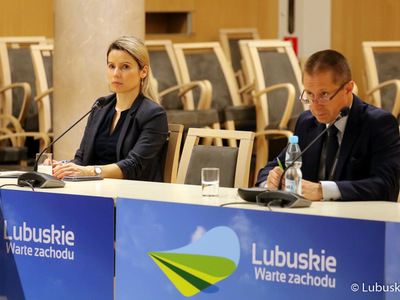 Lubuskie Forum Innowacji w Zielonej Górze. Na zdjęciu uczestnicy spotkania. 