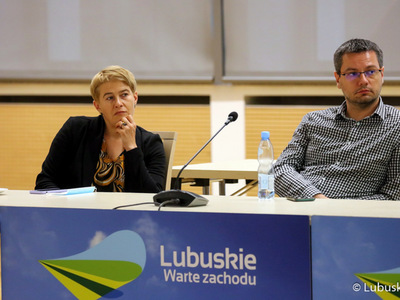 Lubuskie Forum Innowacji w Zielonej Górze. Na zdjęciu uczestnicy spotkania. 