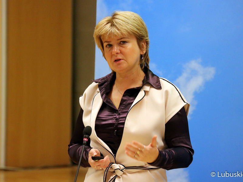 Lubuskie Forum Innowacji w Zielonej Górze. Na zdjęciu prof. uczelni dr hab. Elżbieta Wojnicka-Sycz z Uniwersytetu Gdańskiego.