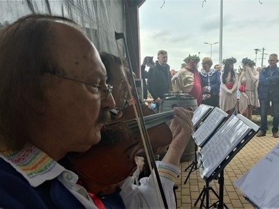 Do tańca przygrywała folklorystyczna kapela