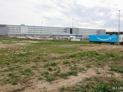 Amazon – światowy lider branży e-commerce oficjalnie otworzył robotyczne centrum logistyczne w Świebodzinie. 