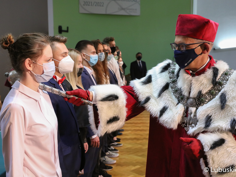 Inauguracja roku akademickiego 2021/2022 na Uniwersytecie Zielonogórskim