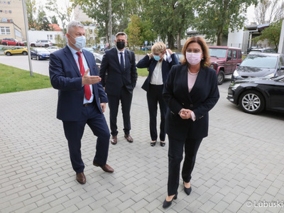 Wicemarszałek Sejmu Małgorzata Kidawa-Błońska, Marszałek Województwa Lubuskiego Elżbieta Anna Polak oraz poseł Waldemar Sługocki odwiedzili Centrum Zdrowia Matki i Dziecka w Zielonej Górze. 