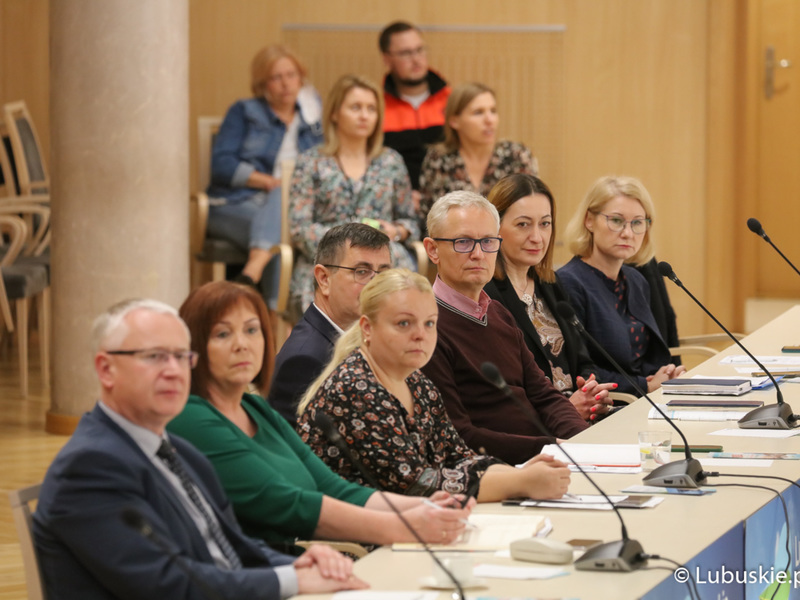 W czwartek, 7 października 2021 r., w urzędzie marszałkowskim obradowała Lubuska Rada Zdrowia.