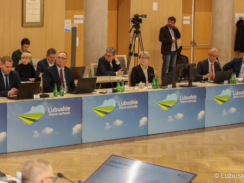 Radni wojewódzcy podczas XXXVI Sesji Sejmiku Województwa Lubuskiego