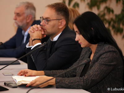 Przedstawiciele gmin na spotkaniu w sprawie Porozumienia Terytorialnego w Kożuchowie