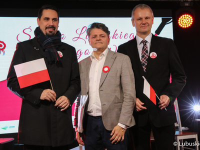 Sławomir Kotylak, Janusz Rewers i Dariusz Jacek Legutowski na 5. Święcie Młodego Lubuskiego Wina w Muzeum Etnograficznym w Zielonej Górze-Ochli 