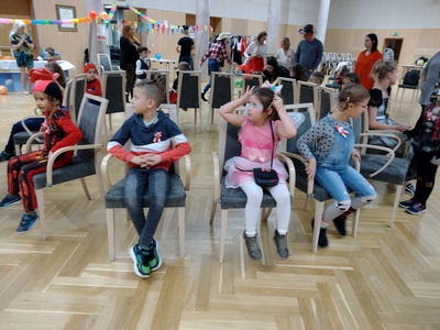 Bal równości i niepodległości - zabawa najmłodszych