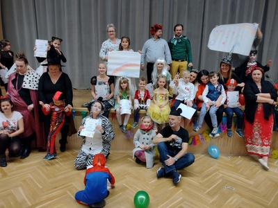 Bal równości i niepodległości - zabawa najmłodszych