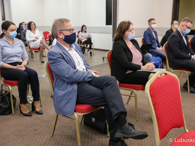 Uczestnicy Lubuskiego Forum Innowacyjności w Lubniewicach.