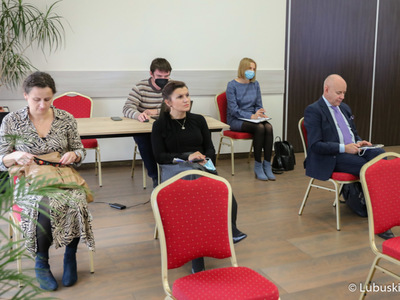 Uczestnicy Lubuskiego Forum Innowacyjności w Lubniewicach.