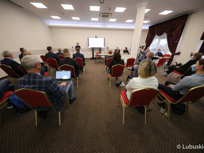 Uczestnicy Lubuskiego Forum Innowacyjności w Lubniewicach.