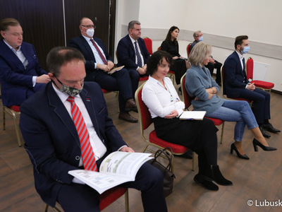 Uczestnicy Lubuskiego Forum Innowacyjności w Lubniewicach.