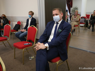 Wicemarszałek Łukasz Porycki na Lubuskim Forum Innowacyjności w Lubniewicach.   