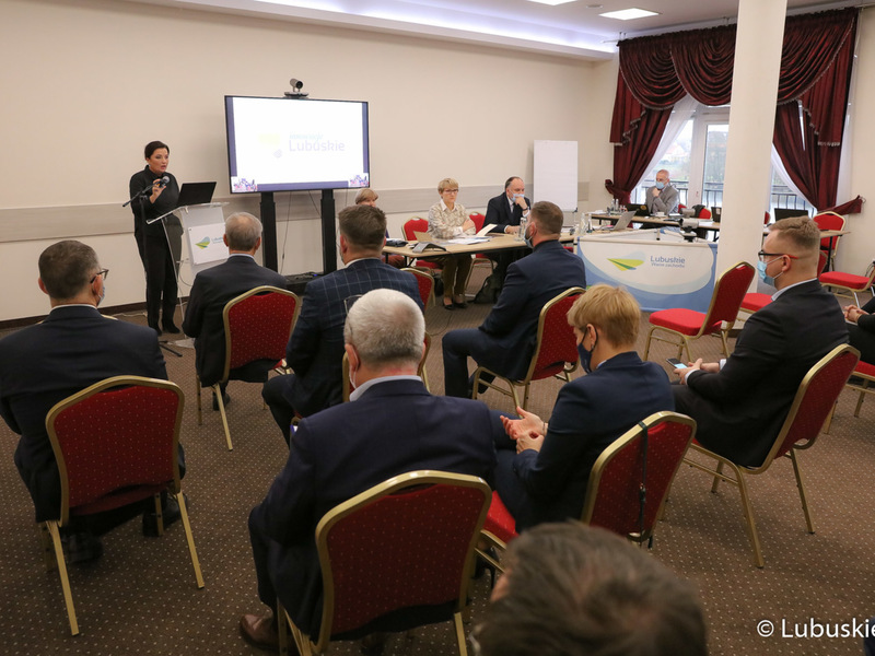 Uczestnicy Lubuskiego Forum Innowacyjności w Lubniewicach.