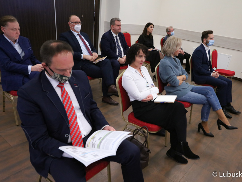 Uczestnicy Lubuskiego Forum Innowacyjności w Lubniewicach.