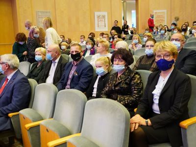 Koncertu Kolęd wysłuchali Marszałek Województwa Lubuskiego Elżbieta Anna Polak, Wicemarszałek Łukasz Porycki, Przewodniczący Sejmiku Województwa Lubuskiego Wacław Maciuszonek. 