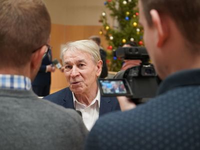 Uczestnicy zwołanej 4 stycznia 2022 roku konferencji prasowej w Sali Kolumnowej Urzędu Marszałkowskiego Województwa Lubuskiego.